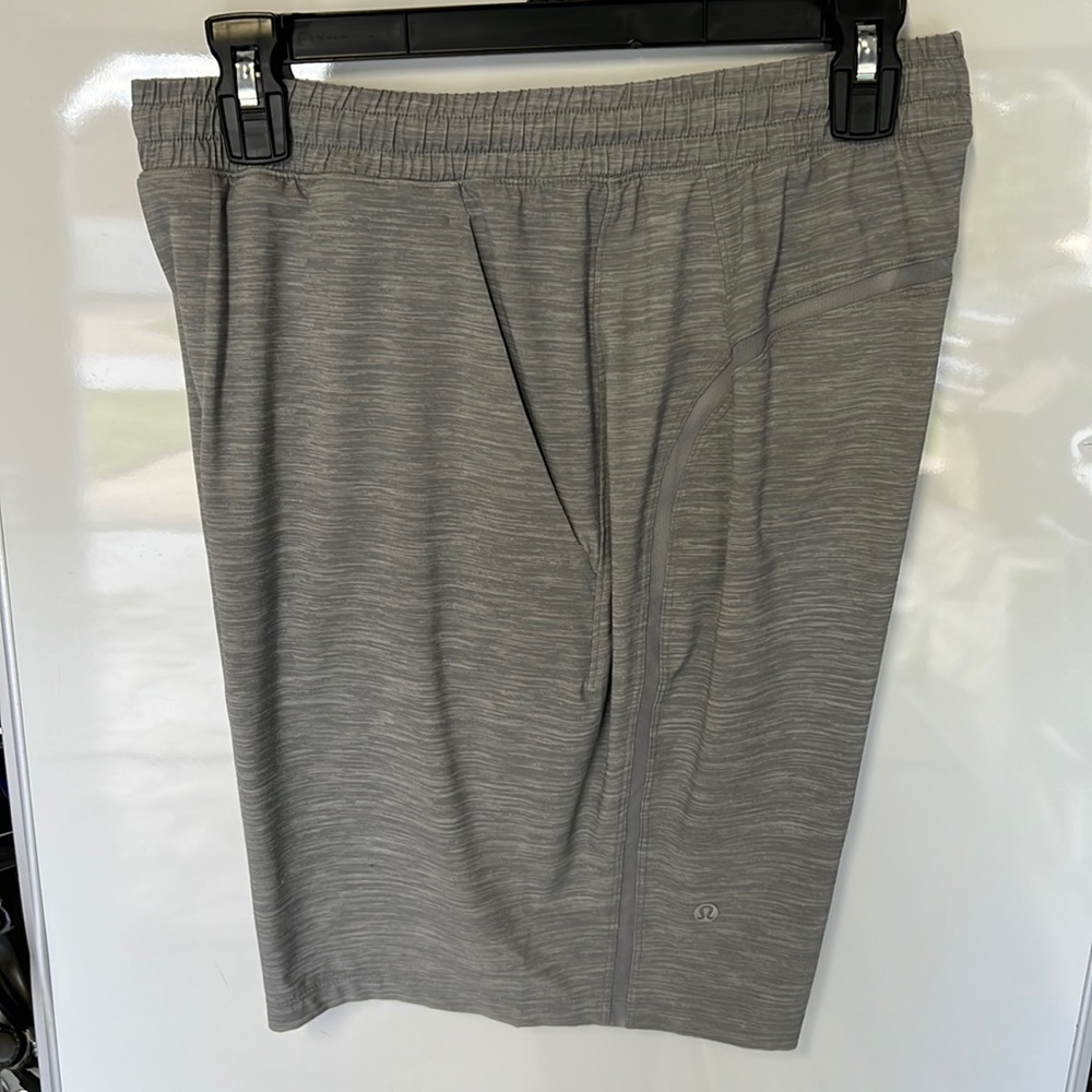 Lululemon 9” Pace Breaker with Liner
